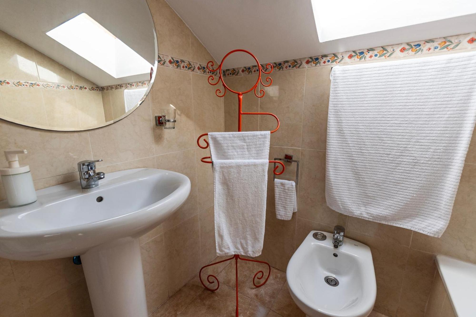 La Buhardilla De Olivia Apartment Малага Екстериор снимка